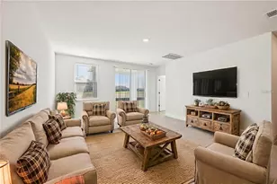 827 Sunshower Dr, Lady Lake, FL 32159 - Photo 5