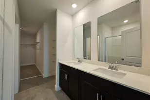 827 Sunshower Dr, Lady Lake, FL 32159 - Photo 17