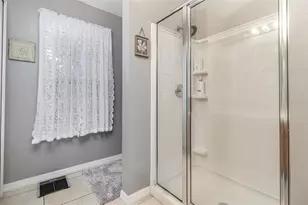 7130 Red Lantern Dr, Harmony, FL 34773 - Photo 17