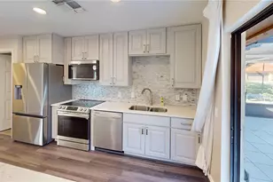 8004 S Madeira Ct, Orlando, FL 32836 - Photo 7