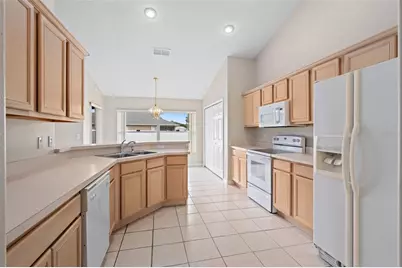 1056 Princeton Drive, Clermont, FL 34711 - Photo 9