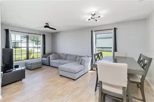 559 Siesta Key Ave, Tavares, FL 32778 - Photo 3