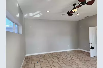 24247 Wolf Branch Road, Sorrento, FL 32776 - Photo 15