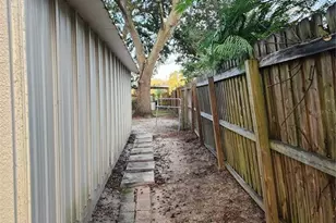 24247 Wolf Branch Rd, Sorrento, FL 32776 - Photo 57