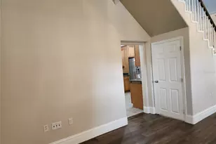 24247 Wolf Branch Rd, Sorrento, FL 32776 - Photo 9