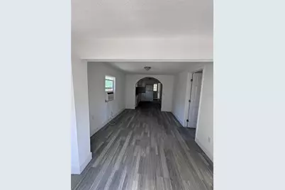 702 W Hillsboro Street, Plant City, FL 33563 - Photo 9