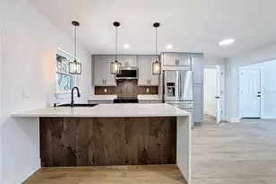 220 Domino Dr, Orlando, FL 32805 - Photo 7