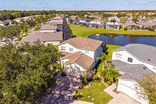 1202 Cumbrian Lakes Ct, Kissimmee, FL 34746 - Photo 43