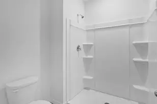 2705 Gladiola Rd, Winter Haven, FL 33884 - Photo 3