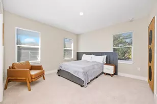 1431 39th St, Orlando, FL 32839 - Photo 9