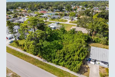 31 W Seminole Drive, Venice, FL 34293 - Photo 13