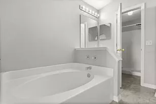 6404 Pomeroy Cir, Orlando, FL 32810 - Photo 11