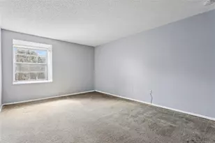 3981 Versailles Dr, Orlando, FL 32808 - Photo 9