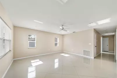 311 Avenue P NW, Winter Haven, FL 33881 - Photo 3