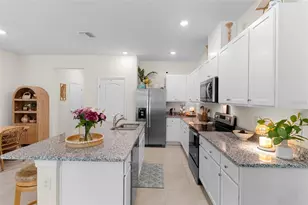 1198 Lido Dr, Howey in the Hills, FL 34737 - Photo 15