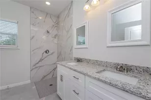 137 Violet Ct, Kissimmee, FL 34759 - Photo 7