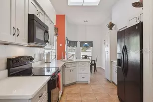 1030 California Creek Dr, Oviedo, FL 32765 - Photo 11