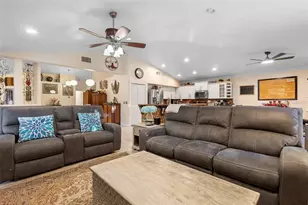 16502 Cayman Dr, Tampa, FL 33624 - Photo 27