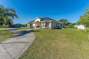 2832 Rodeo Dr, Kissimmee, FL 34746 - Photo 5