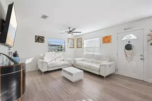 655 Katherine Ave, Orlando, FL 32810 - Photo 3