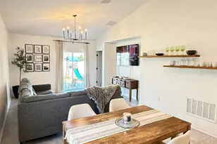 4219 Pebbles Throw Dr, Kissimmee, FL 34746 - Photo 7