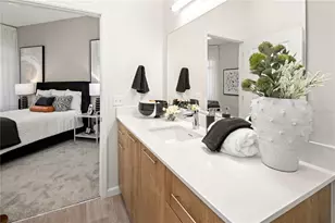 5256 International Dr, Orlando, FL 32819 - Photo 13