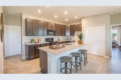 808 Sunshower Drive, Lady Lake, FL 32159 - Photo 5