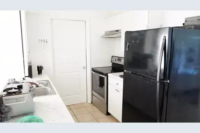 5106 Lee Circle S, Lehigh Acres, FL 33971 - Photo 9