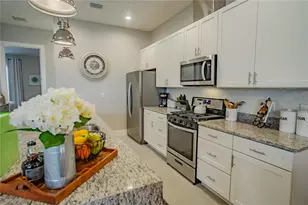 7585 Sunny Dreams Ln, Kissimmee, FL 34747 - Photo 15