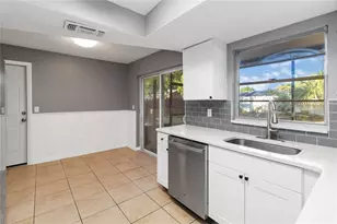 176 Mante Dr, Kissimmee, FL 34743 - Photo 11