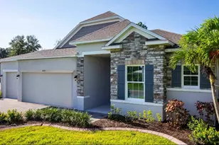 816 Sunshower Dr, Lady Lake, FL 32159 - Photo 1