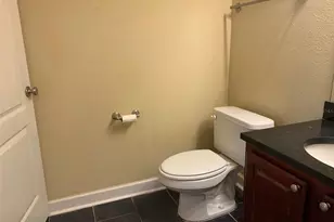 2007 Dixie Belle Dr, Orlando, FL 32812 - Photo 11