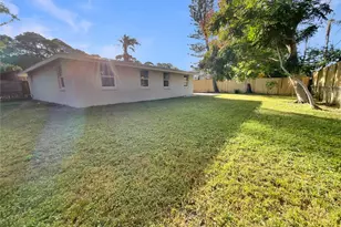 2132 McIntosh Rd, Sarasota, FL 34232 - Photo 23