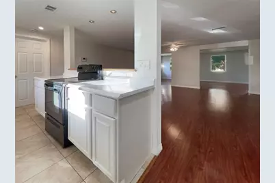 2132 McIntosh Road, Sarasota, FL 34232 - Photo 7