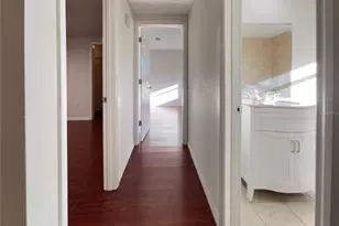 2132 McIntosh Rd, Sarasota, FL 34232 - Photo 13