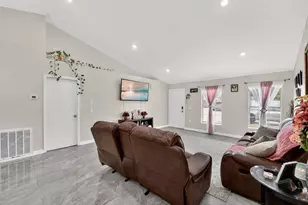 3655 Wellington Ln, Bartow, FL 33830 - Photo 5