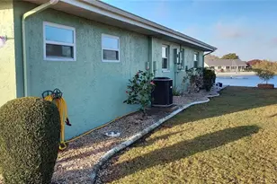 906 Bluewater Dr, Sun City Center, FL 33573 - Photo 37