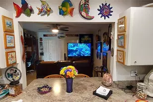 906 Bluewater Dr, Sun City Center, FL 33573 - Photo 19