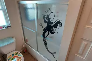 906 Bluewater Dr, Sun City Center, FL 33573 - Photo 11