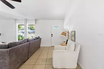 807 N Hollywood Circle, Crystal River, FL 34429 - Photo 5