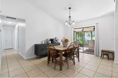 807 N Hollywood Circle, Crystal River, FL 34429 - Photo 9