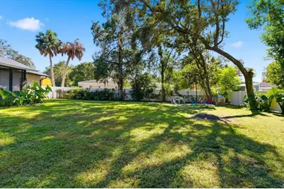 807 N Hollywood Circle, Crystal River, FL 34429 - Photo 33