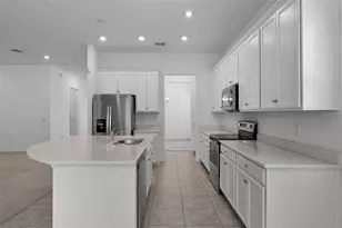 12676 Salomon Cove Dr, Windermere, FL 34786 - Photo 9