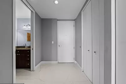 150 E Robinson Street #1007, Orlando, FL 32801 - Photo 7