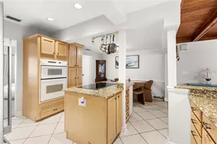 807 Silver Dr, Orlando, FL 32804 - Photo 17