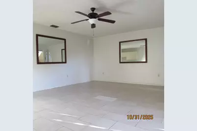 2050 Oleander Boulevard #10-106, Fort Pierce, FL 34950 - Photo 3