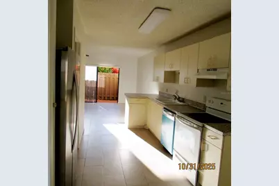 2050 Oleander Boulevard #10-106, Fort Pierce, FL 34950 - Photo 5