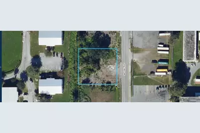 875 Joe Louis Avenue, Pahokee, FL 33476 - Photo 3