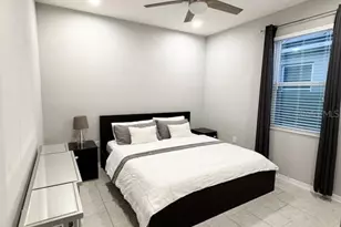 1738 Farmstead Ln, Oviedo, FL 32765 - Photo 3