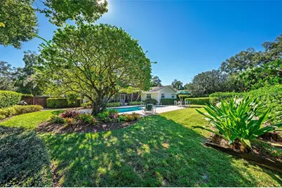 1053 Sweetbriar Road, Orlando, FL 32806 - Photo 9